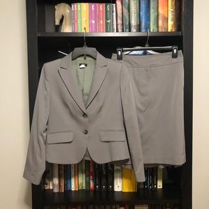 SOLD J Crew Gray Pleat-Back Skirt Suit Set Sz P4/P0
